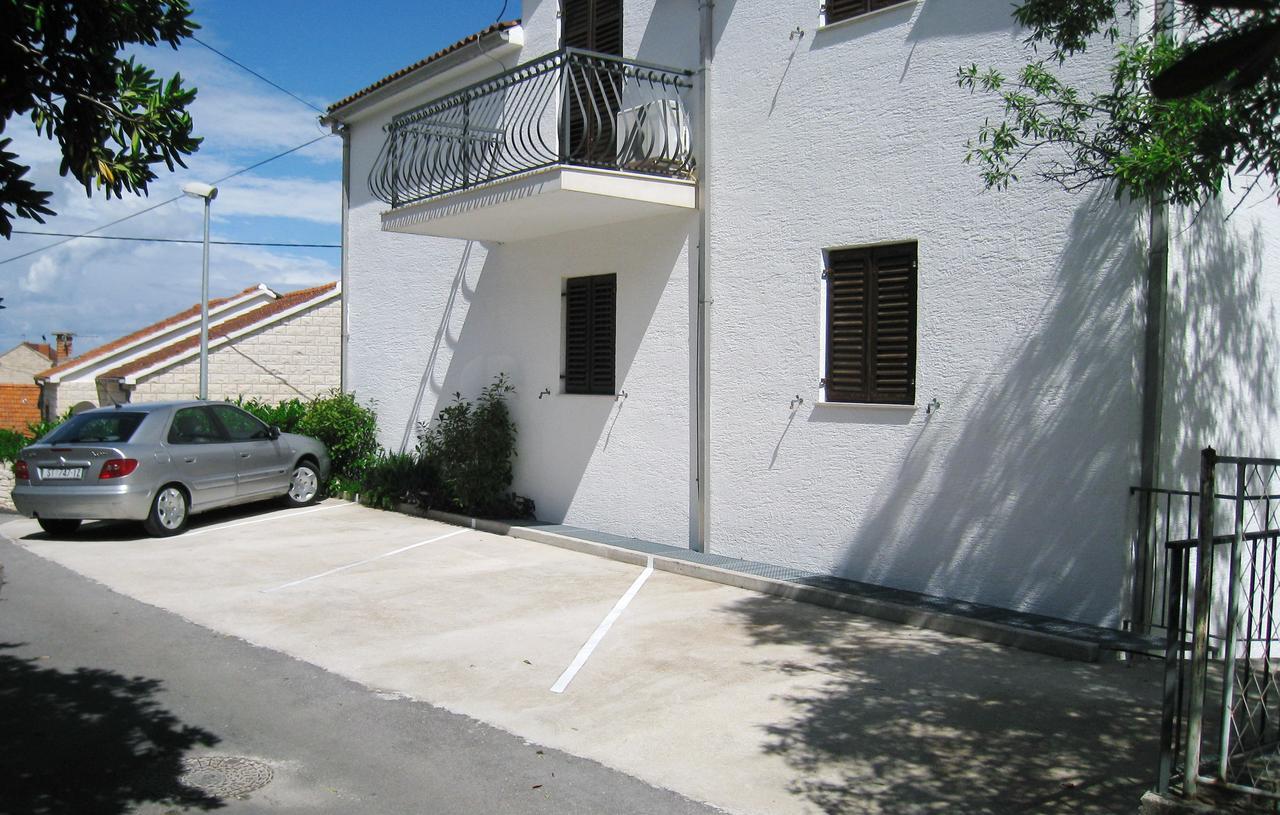 Apartments Raic Supetar Exterior foto